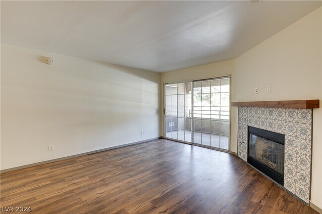 Building Photo - 2200 S Fort Apache Rd