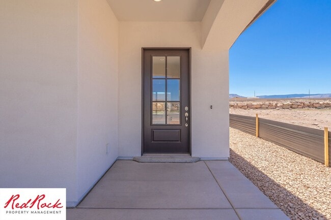 Building Photo - Brand New Stand Alone Home In Desert Color