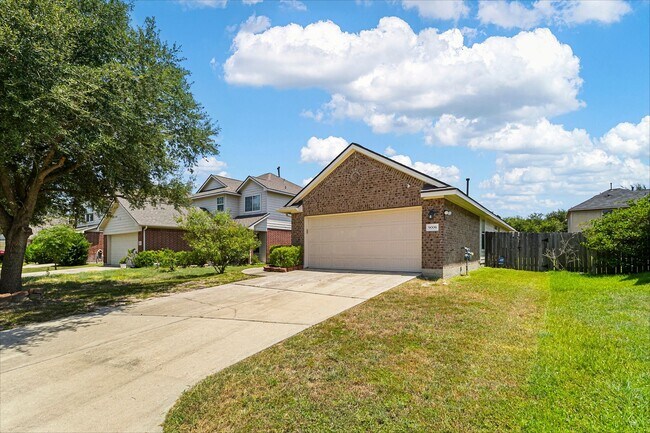 Building Photo - 9006 Wildbird Ln