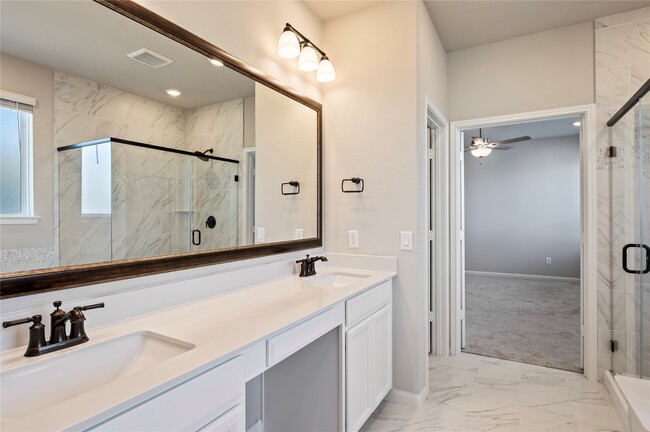 Building Photo - 719 Sandy Bay Ln