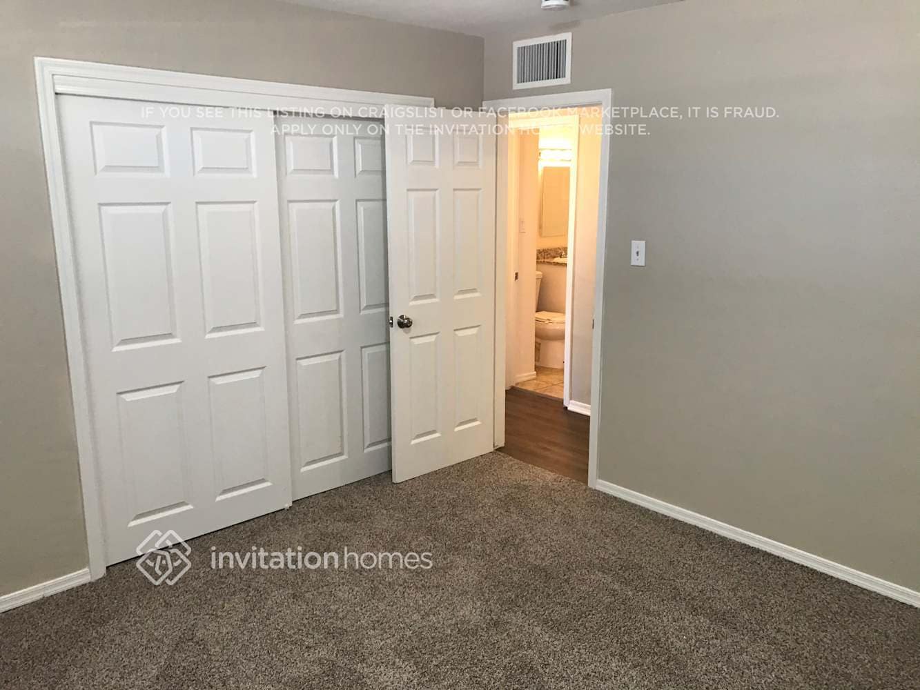 Building Photo - 1031 W 6th Pl