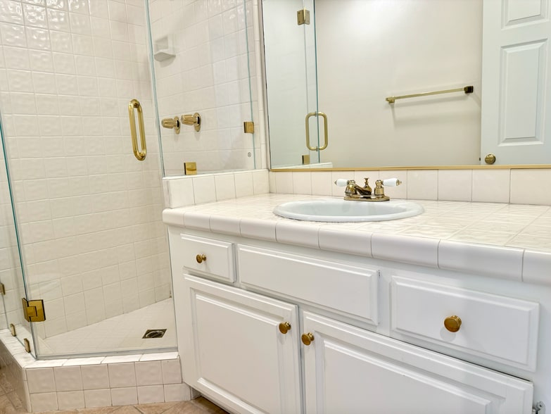 Building Photo - 1930 S Beverly Glen Blvd