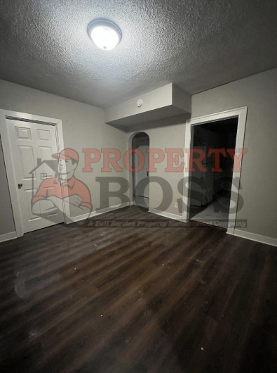 Building Photo - 1502 Broadway St