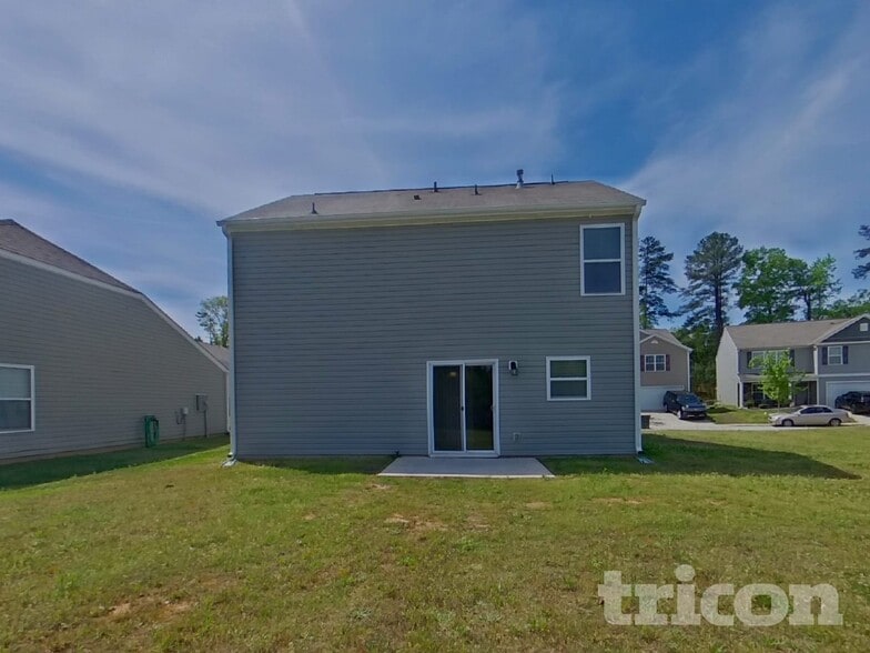 Building Photo - 271 Millen Dr