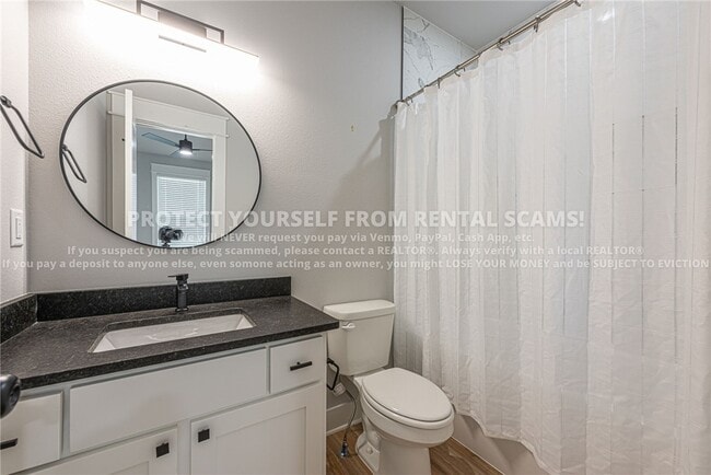 Building Photo - 1030 S Laramie Hts