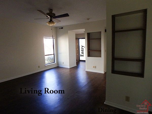 Building Photo - 409 Oriole Dr