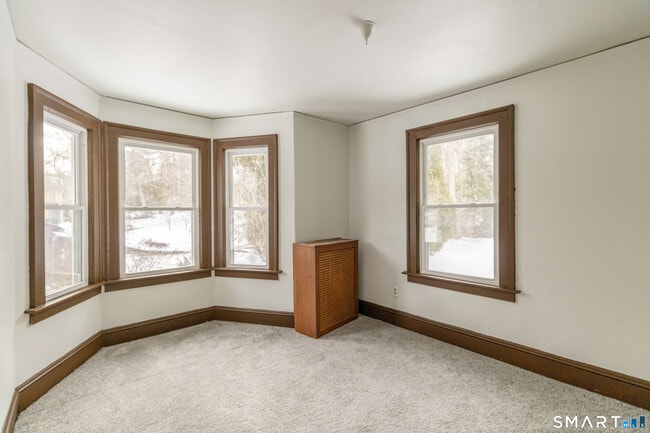 Building Photo - 63 Main St