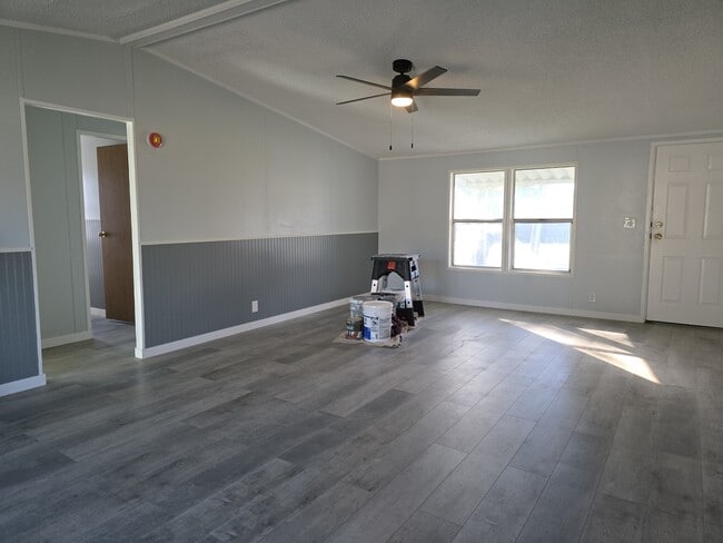 Building Photo - 13542 Trinity Ave