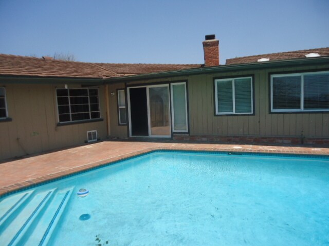 Building Photo - 5555 Dorothy Dr
