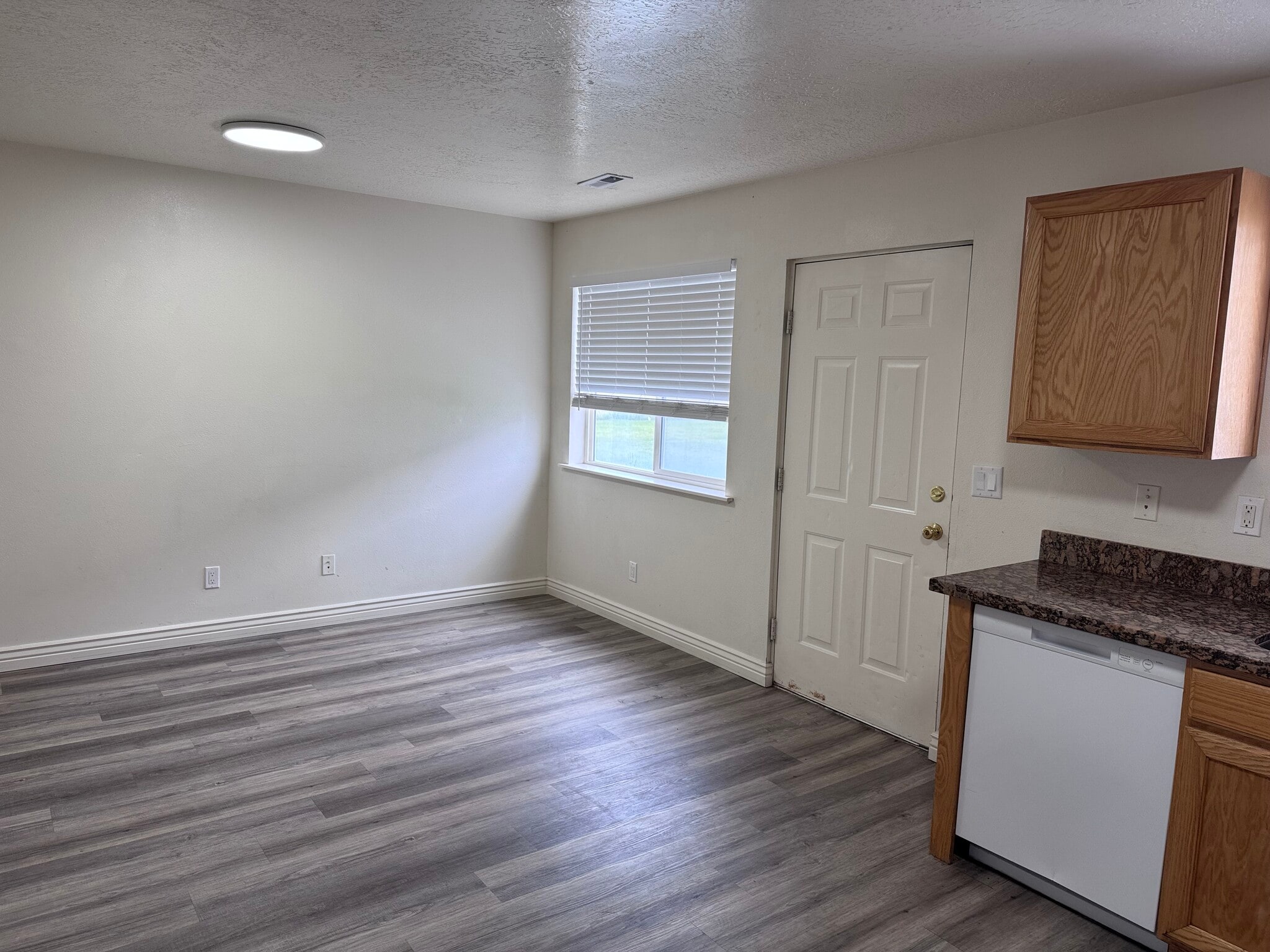 Building Photo - 2505 W 450 N