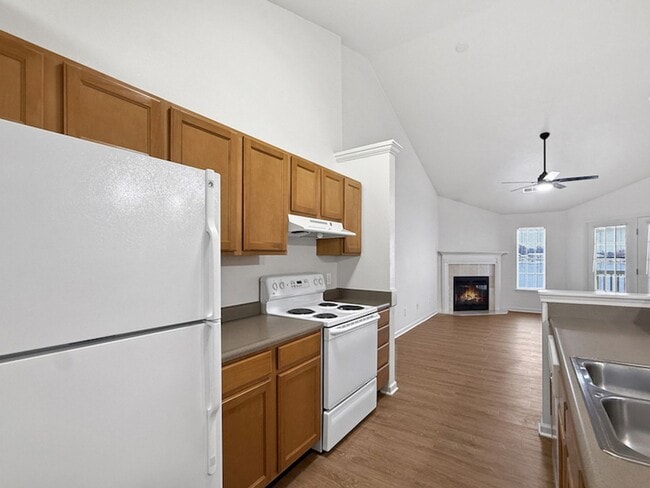 Building Photo - Luxurious Lakeside Living: Spacious 2-Bedroom Retreat starting at $1279