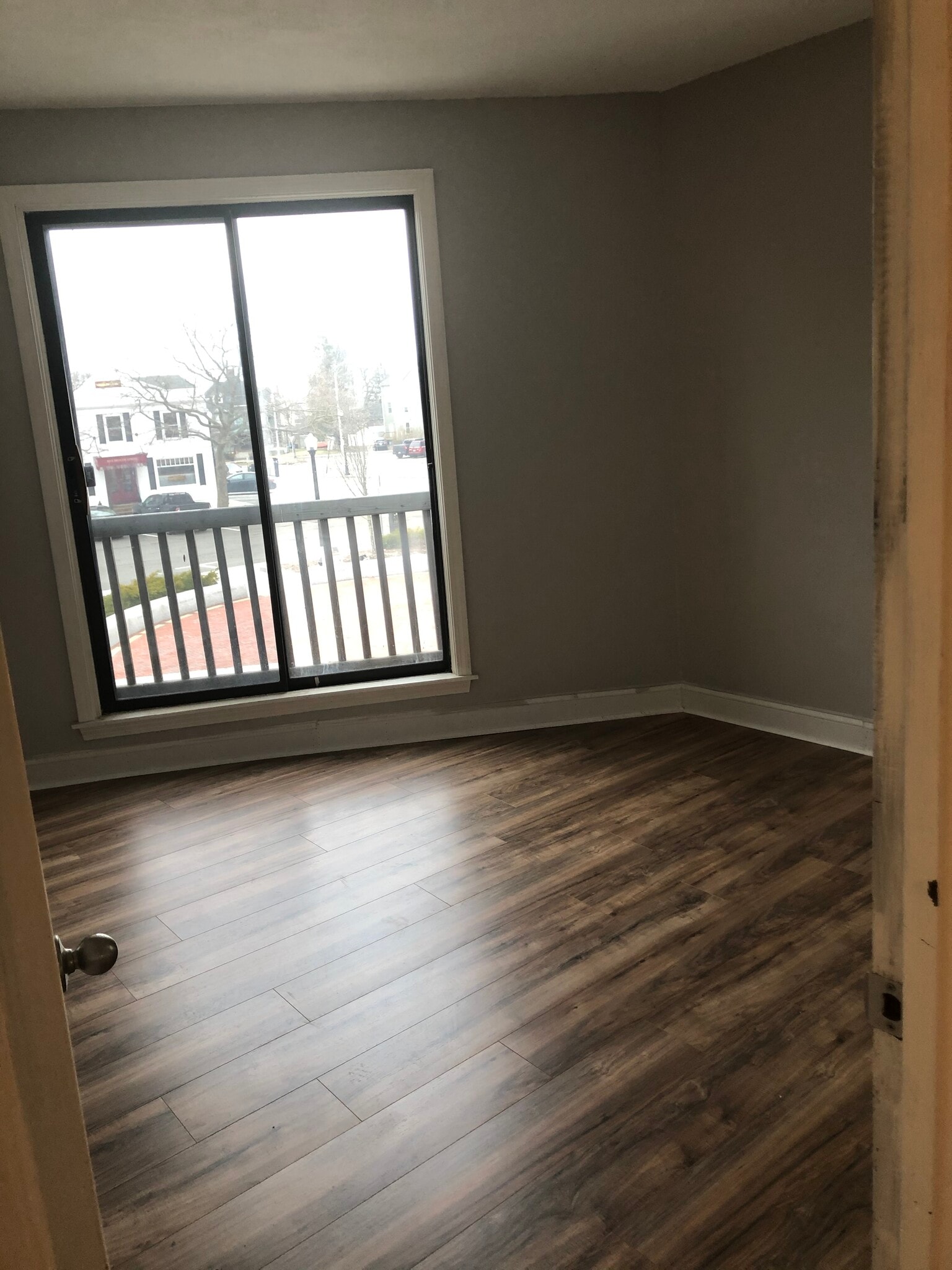 Building Photo - 4 Essex St