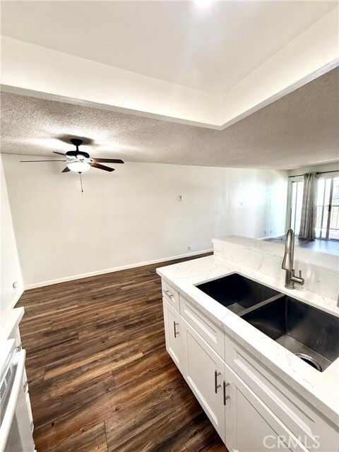 Building Photo - 8163 Redlands St