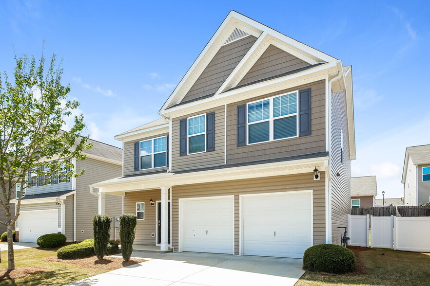 Building Photo - 88 High Point Way
