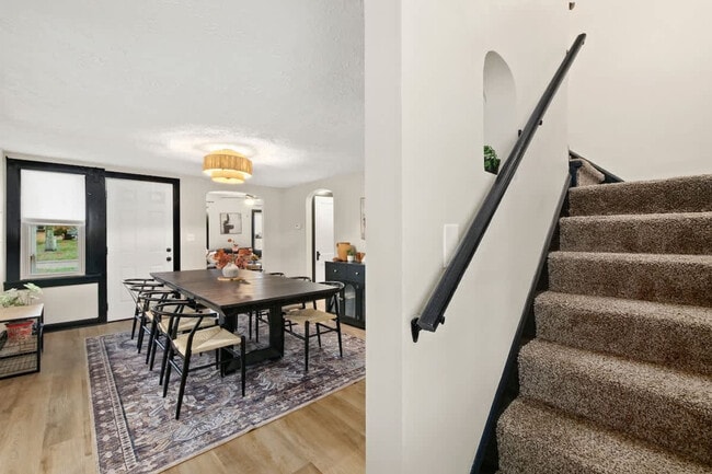 Building Photo - 303 E Washington St