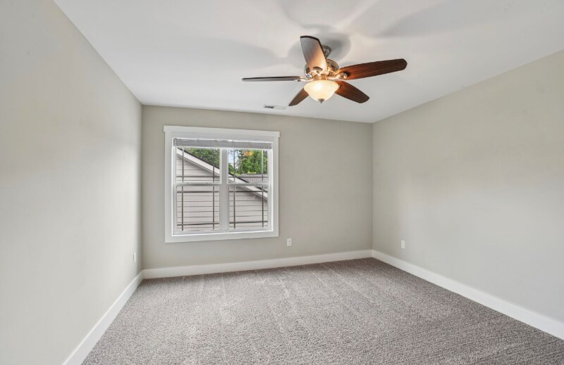 Building Photo - 64 Leyland Cir