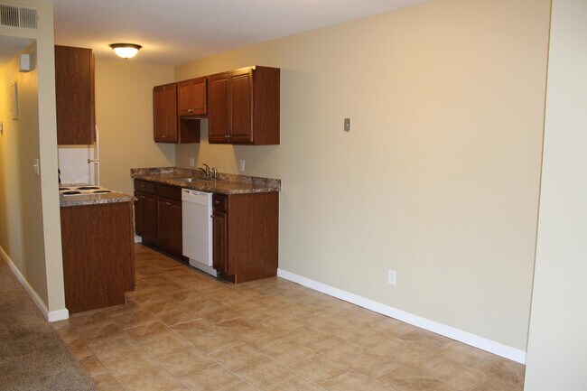 Building Photo - 23200 Huron River Dr
