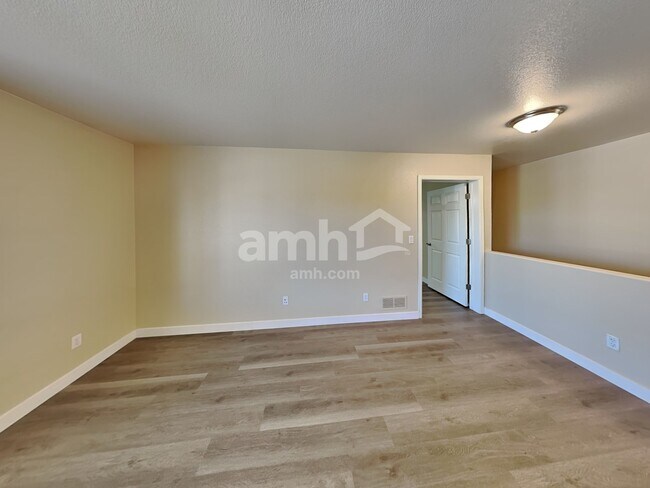 Building Photo - 18908 E 47th Dr