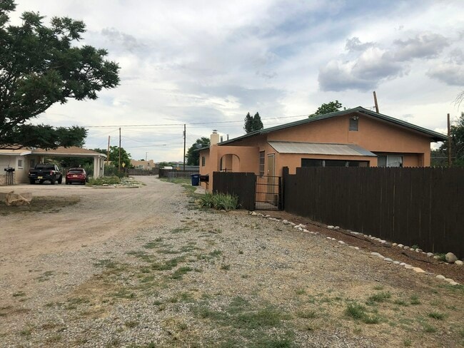 Building Photo - 1004 NM-76