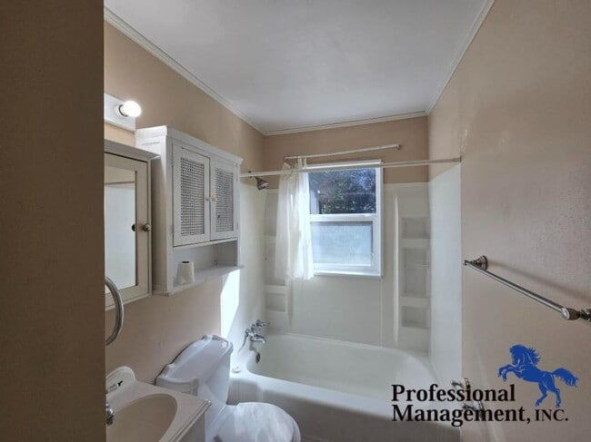 Building Photo - 2 bedroom in Billings MT 59101