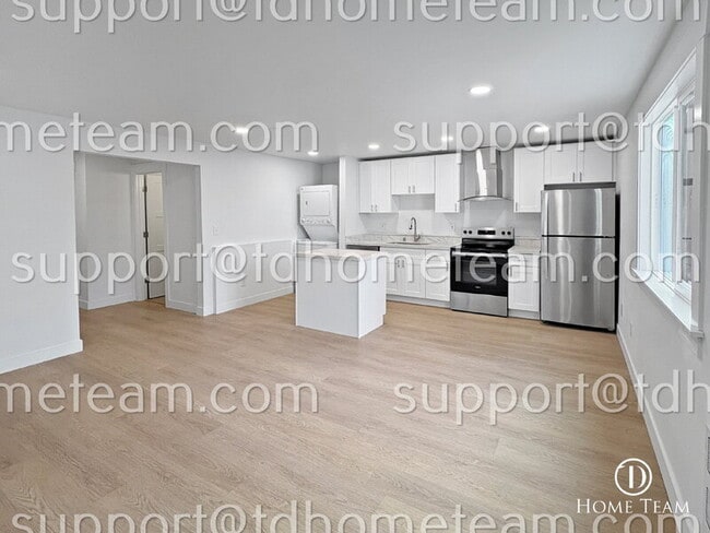 Building Photo - 3820 N 11th St