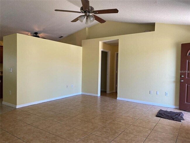 Building Photo - 620 Chestnut Ave