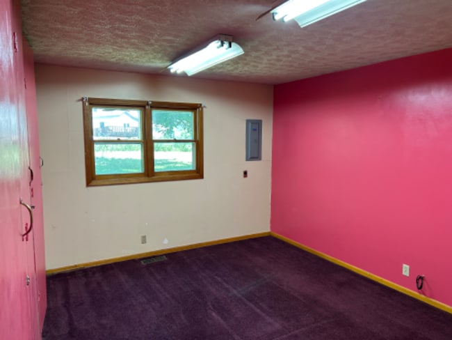 Building Photo - 474 N 3rd St