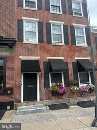 Building Photo - 13 N Walnut St