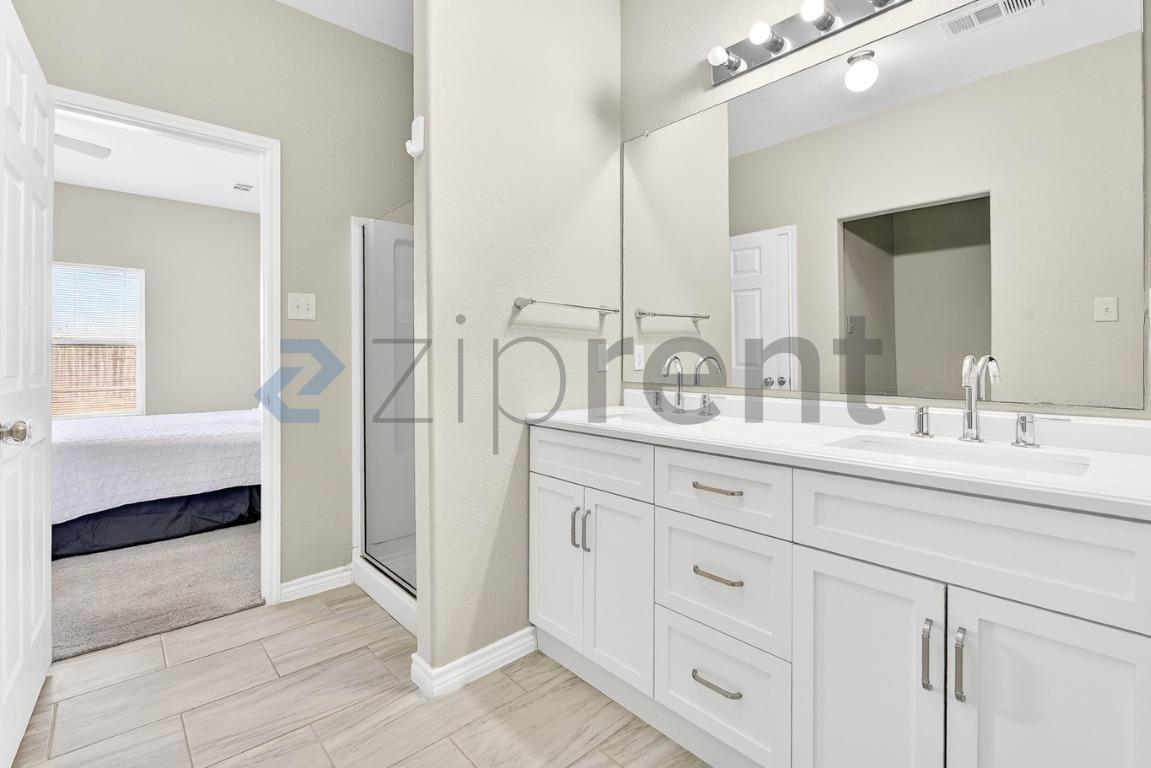 Building Photo - 312 Meadow View Ln