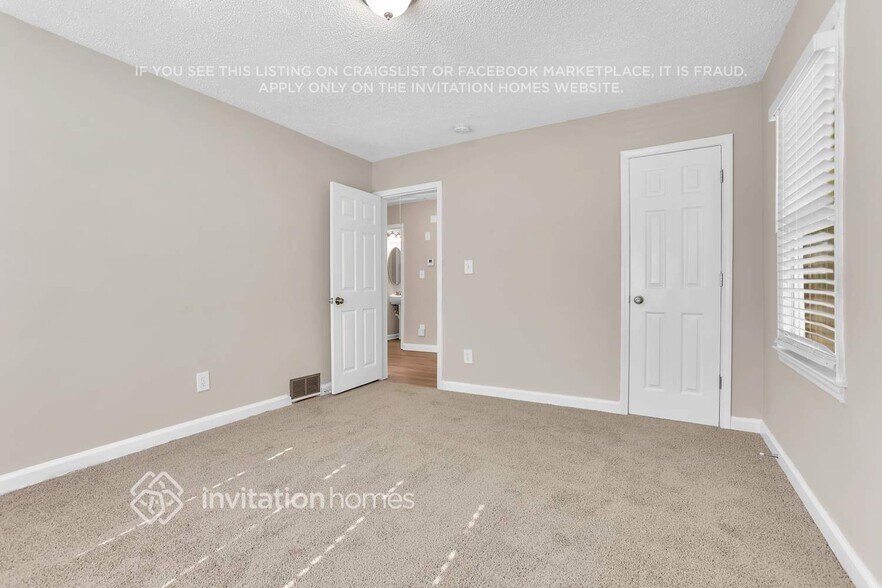 Building Photo - 1959 Laurel Ln