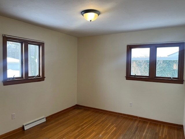 Building Photo - 1058 Carol Rd