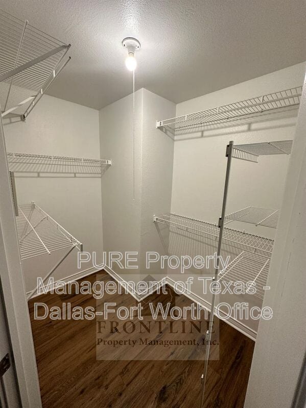 Building Photo - 1655 Ascension Bluff Dr