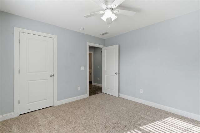 Building Photo - 1004 S Armstrong Ave