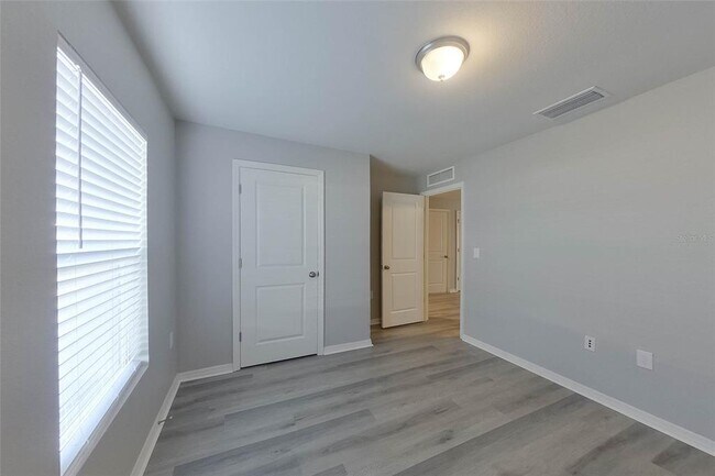 Building Photo - 2838 NW 19th Pl