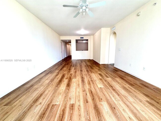 Building Photo - 3340 NE 190th St