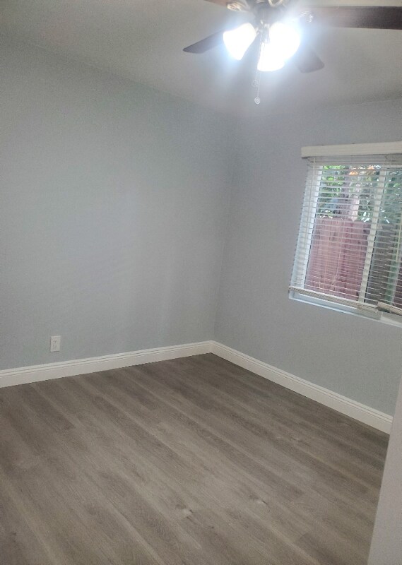 Building Photo - 8616 Holloway Dr