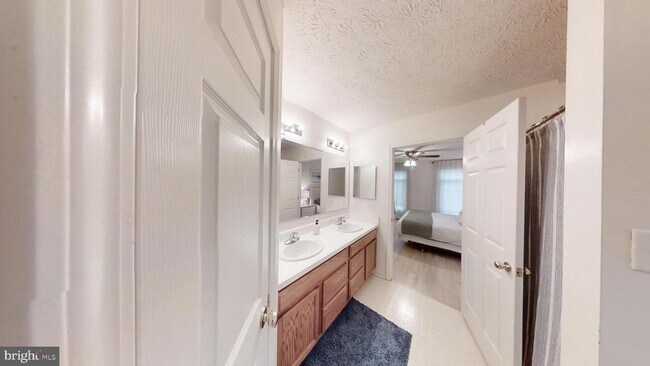 Building Photo - 139 Cats Paw Ct