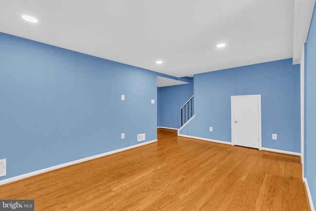 Building Photo - 7428 Fountain Head Dr