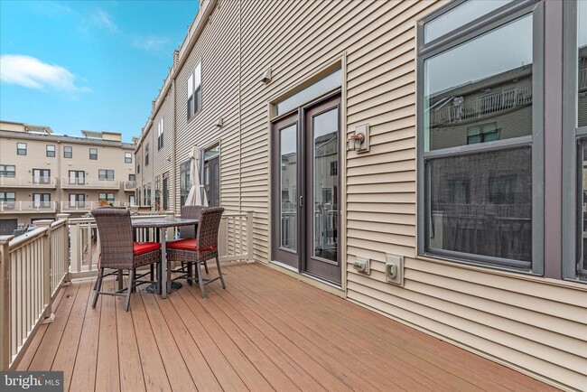 Building Photo - 44735 Medway Ter