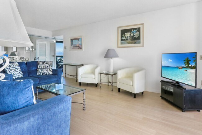 Building Photo - 225 Beach Rd