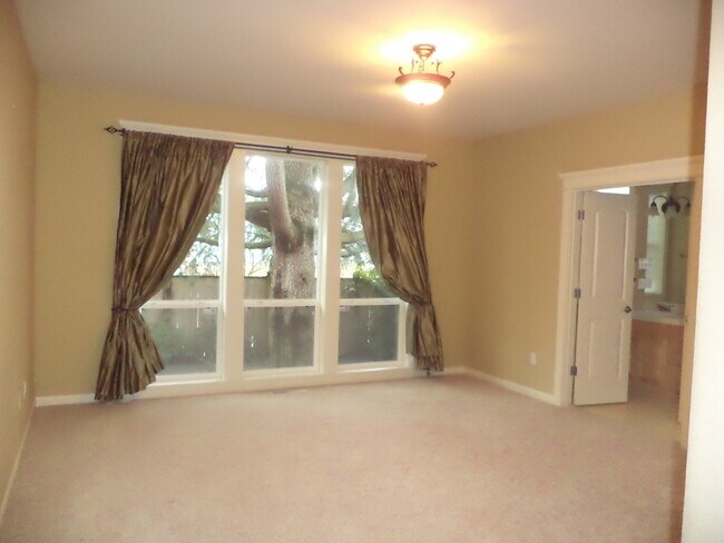 Building Photo - Ranch Home w/ Oversized Double Garage & Landscaping Included!