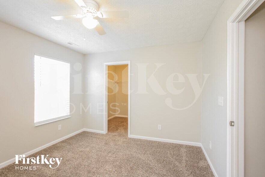 Building Photo - 958 Adena Ln