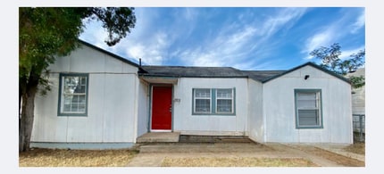 Building Photo - 2521 1st Pl