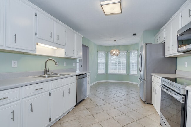 Building Photo - 529 St Julian Pl