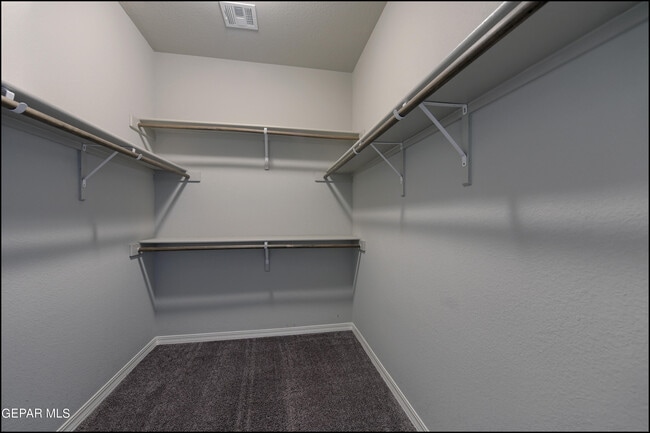 Building Photo - 13677 Lartington St