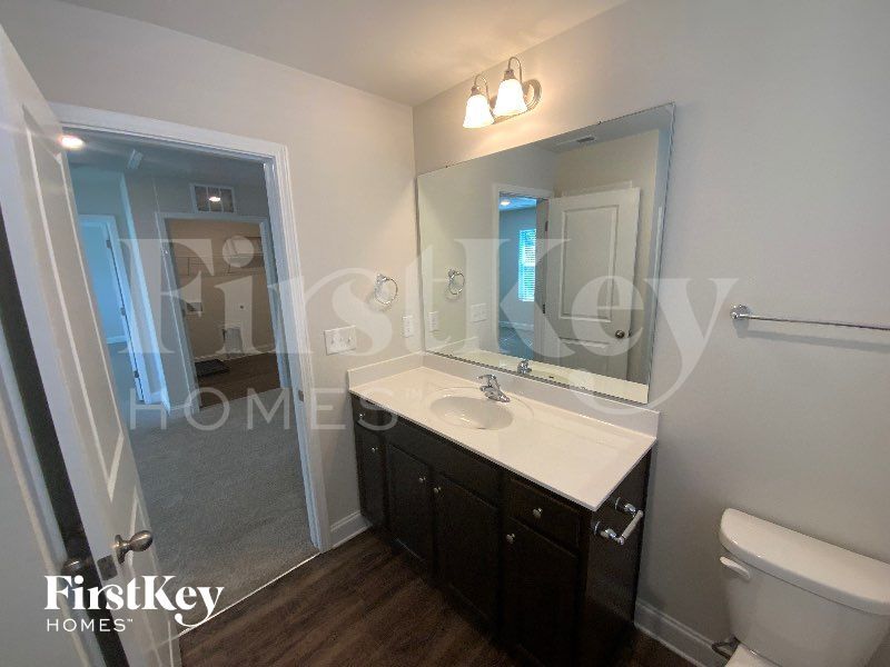 Building Photo - 5225 Cobblestone Glen Dr