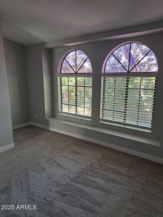 Building Photo - 3719 E Inverness Ave