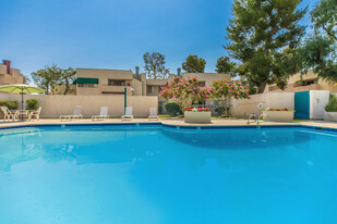 Building Photo - Mesa Creek Apartments