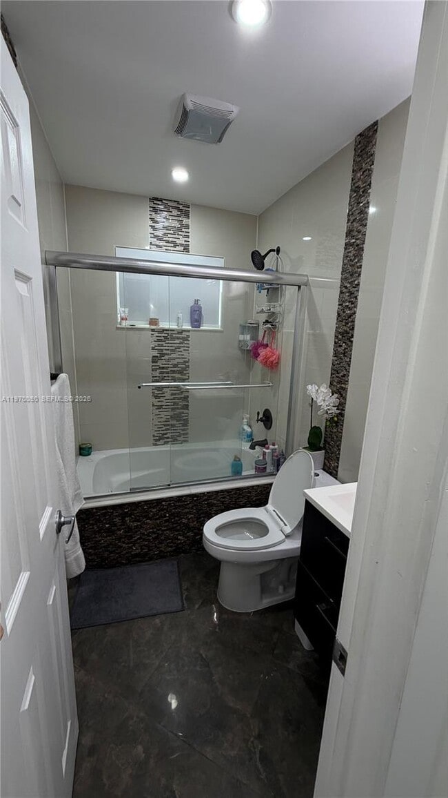 Building Photo - 11500 SW 185th Terrace