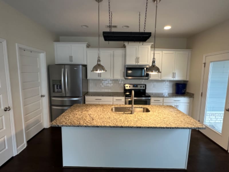 Building Photo - 131 Spadeleaf Blvd